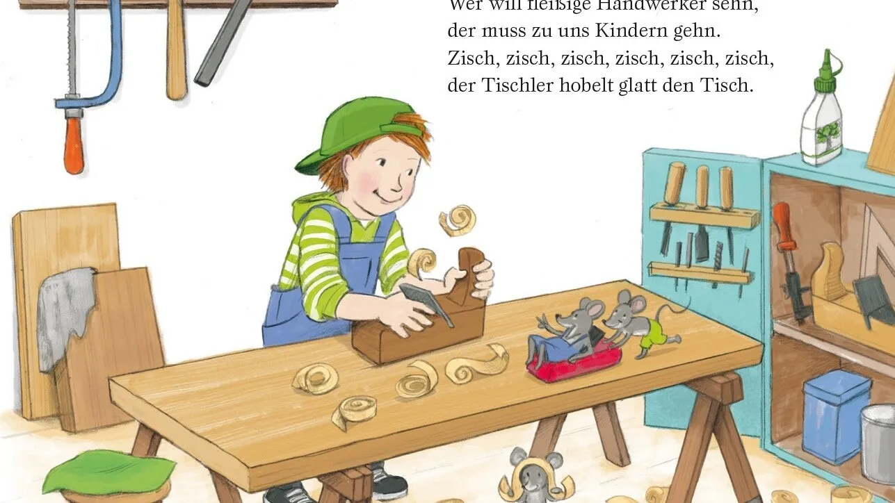 Illustriert in einem Bilderbuch: Ein Tischler arbeitet an einem Tisch.